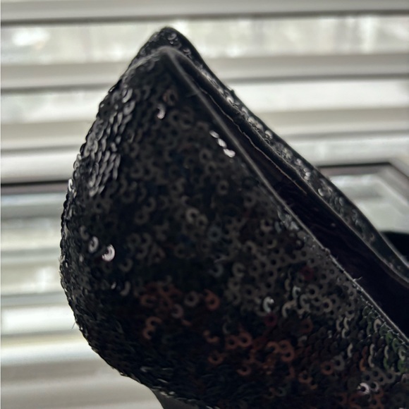 Black sequin peep-toe pumps - Picture 3 of 8